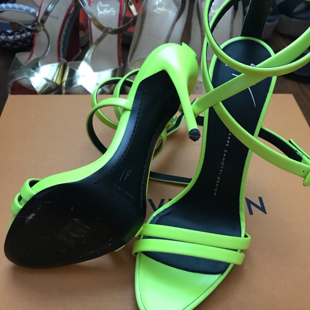 Giuseppe Zanotti neon leather sandals